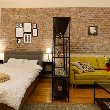 דירות טימישוארה Stylish Flat In The Heart Of Historical Center מראה חיצוני תמונה