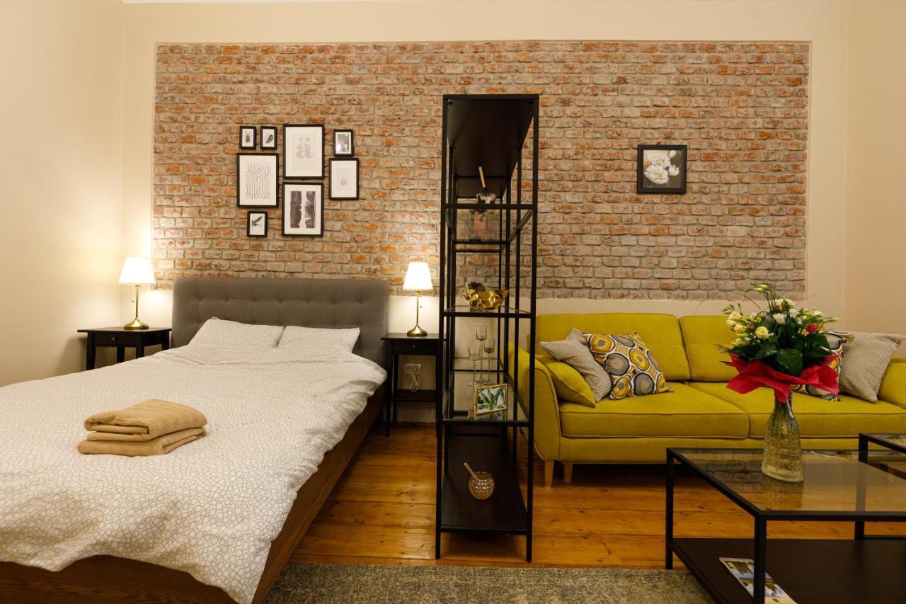 דירות טימישוארה Stylish Flat In The Heart Of Historical Center מראה חיצוני תמונה