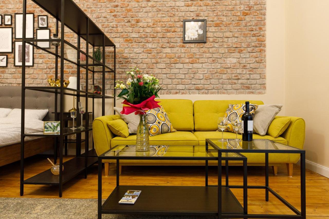 דירות טימישוארה Stylish Flat In The Heart Of Historical Center מראה חיצוני תמונה